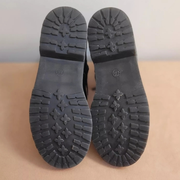 NEED REPAIR Combat Boots mens 7.5/Womens 9 Black Pleather Lug Destroyed Thrashed - Picture 10 of 15